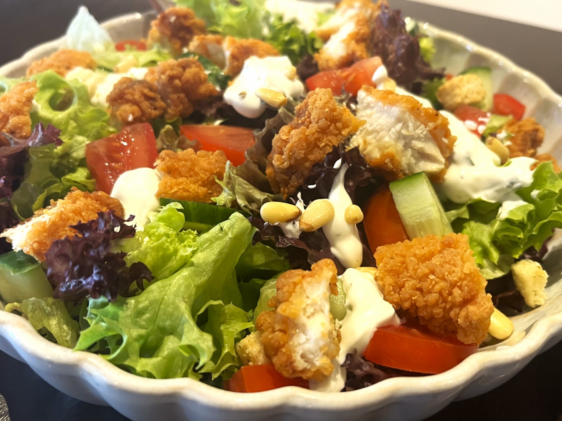 Salade met krokante kip